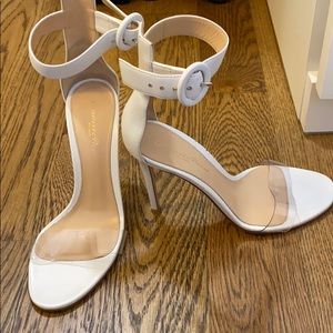 Gianvito Rossi open toe pump